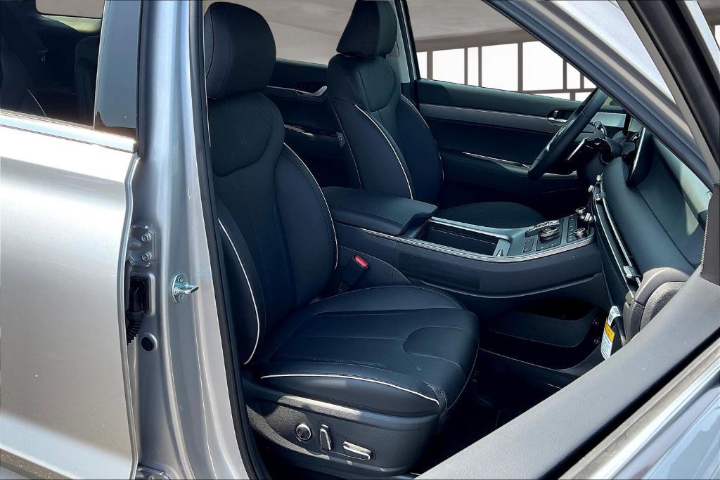 new 2025 Hyundai Palisade car, priced at $42,416