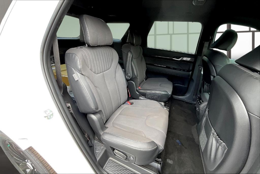 new 2025 Hyundai Palisade car, priced at $57,206