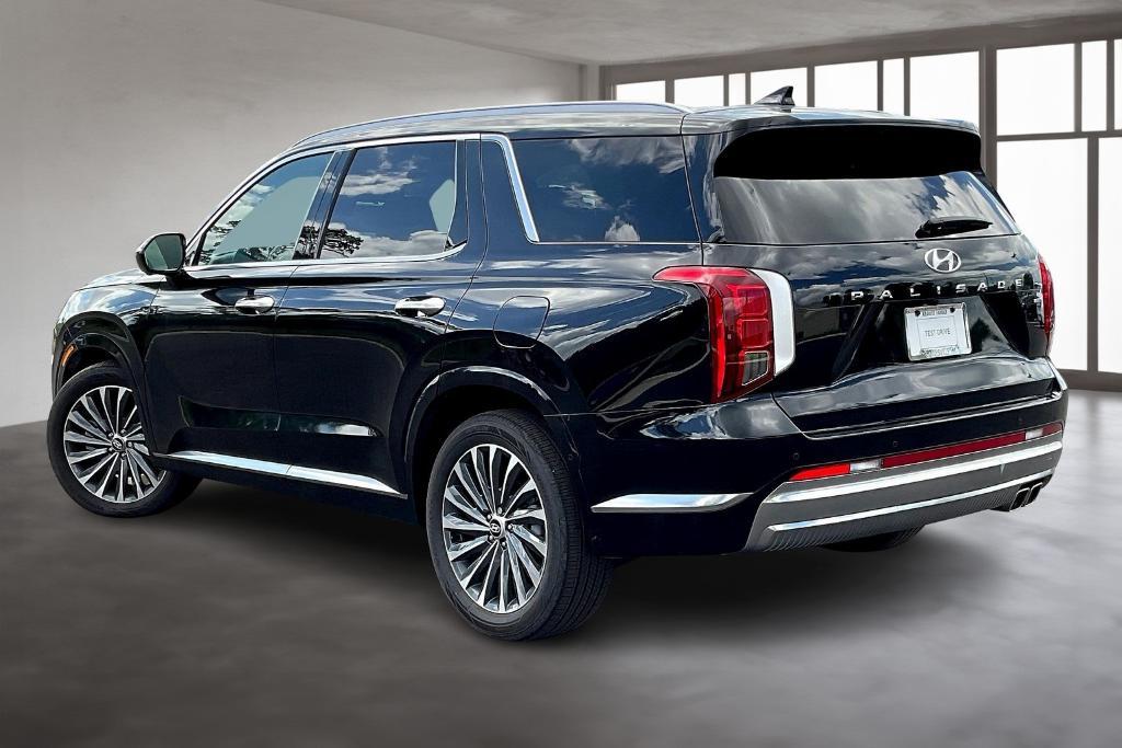 used 2024 Hyundai Palisade car, priced at $43,458