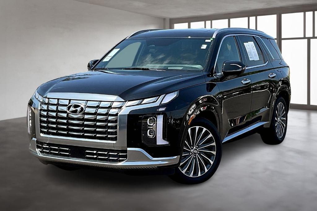 used 2024 Hyundai Palisade car, priced at $40,398