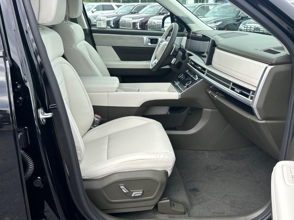 new 2025 Hyundai Santa Fe car, priced at $46,536