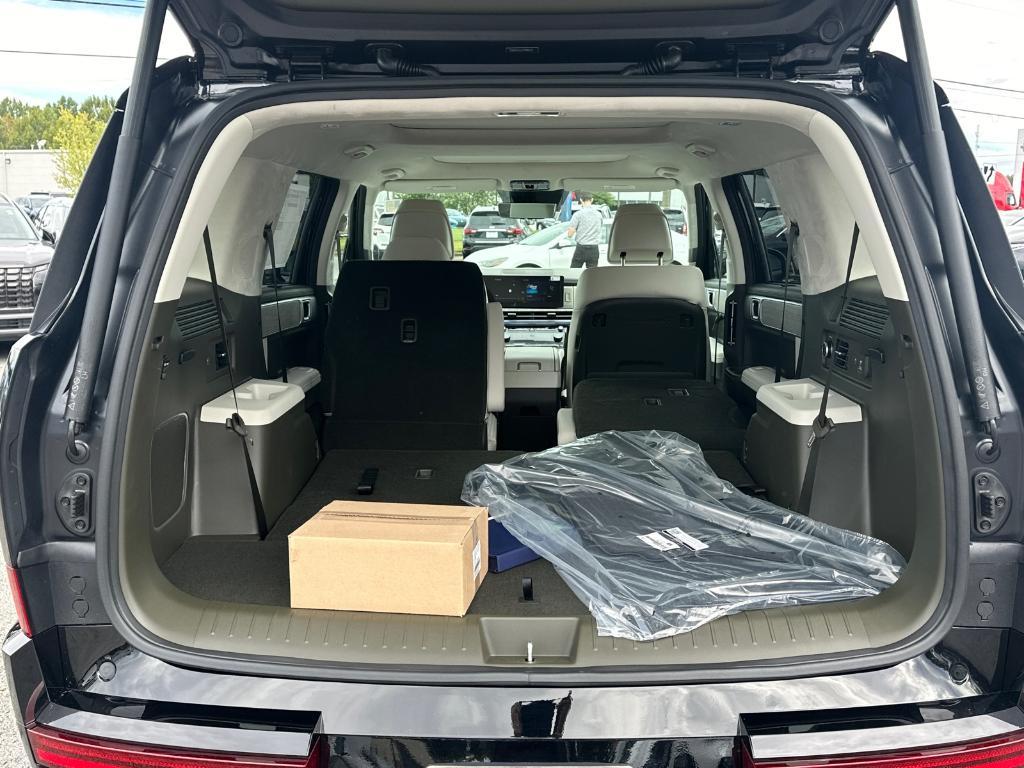 new 2025 Hyundai Santa Fe car, priced at $46,536