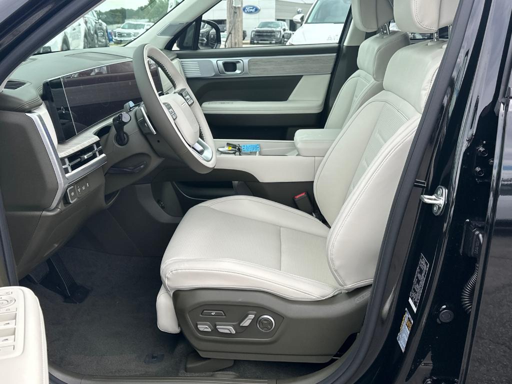 new 2025 Hyundai Santa Fe car, priced at $46,536