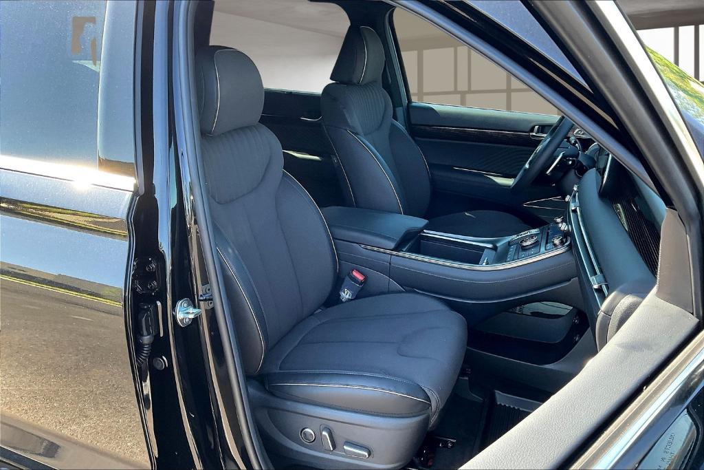 new 2025 Hyundai Palisade car, priced at $56,456
