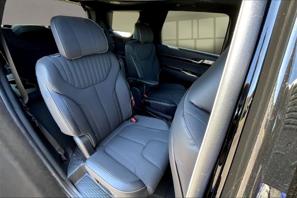new 2025 Hyundai Palisade car, priced at $56,456