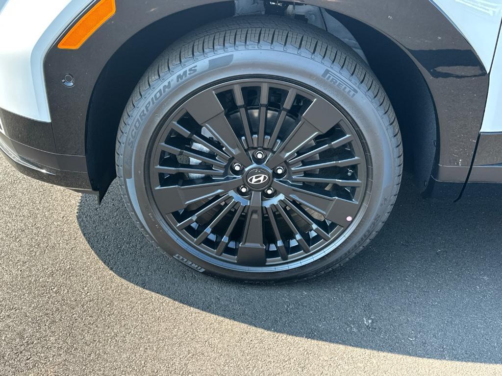 new 2025 Hyundai SANTA FE HEV car, priced at $51,575