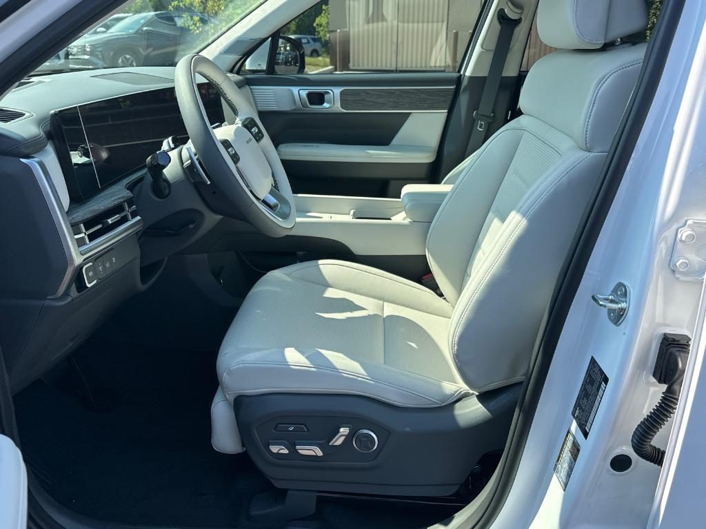 new 2025 Hyundai SANTA FE HEV car, priced at $51,575
