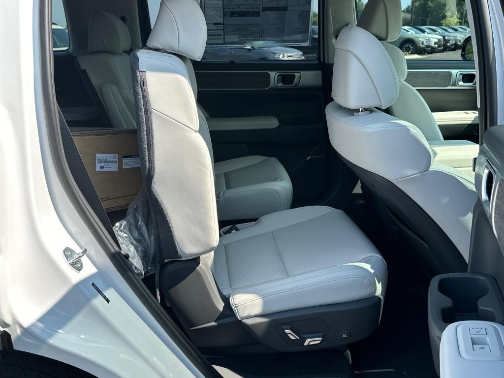 new 2025 Hyundai SANTA FE HEV car, priced at $51,575