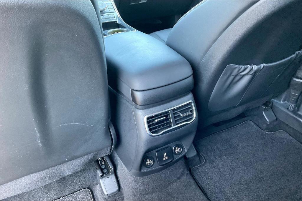 used 2022 Hyundai Santa Fe car, priced at $27,779