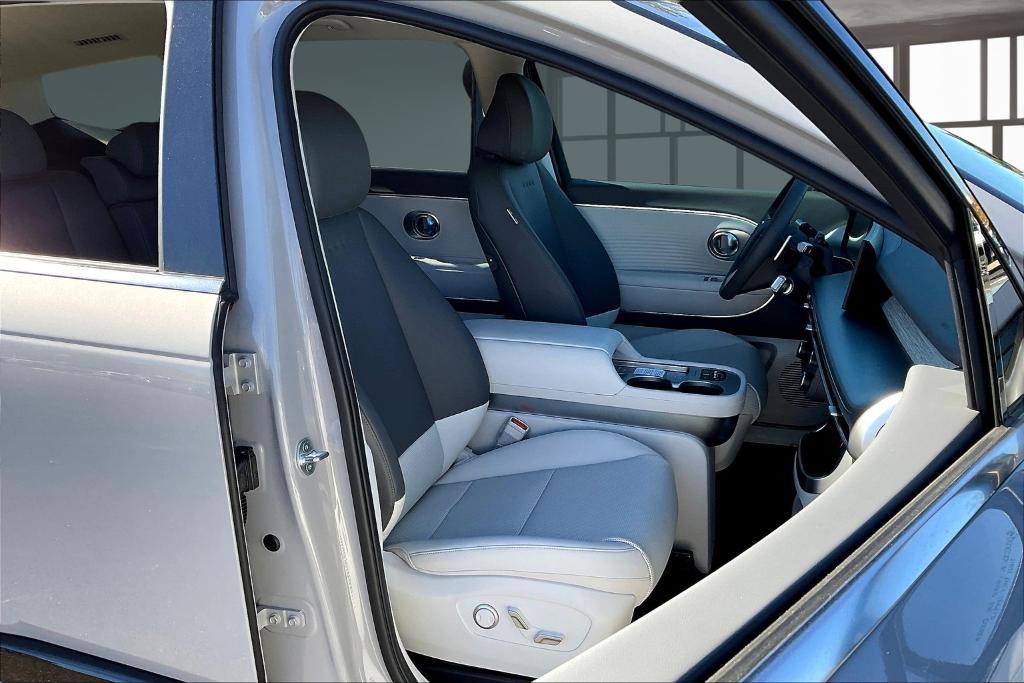 new 2026 Hyundai IONIQ 9 car, priced at $70,823