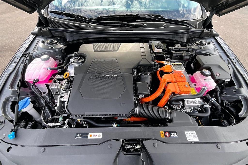 new 2026 Hyundai ELANTRA HEV car, priced at $28,403
