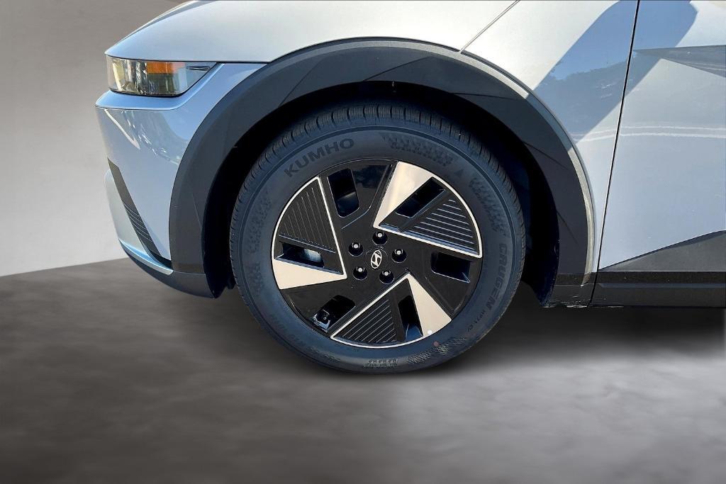 new 2025 Hyundai IONIQ 5 car, priced at $52,516