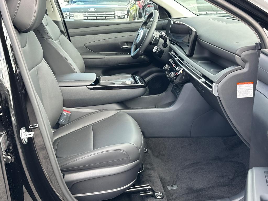 new 2025 Hyundai TUCSON Hybrid car, priced at $38,021