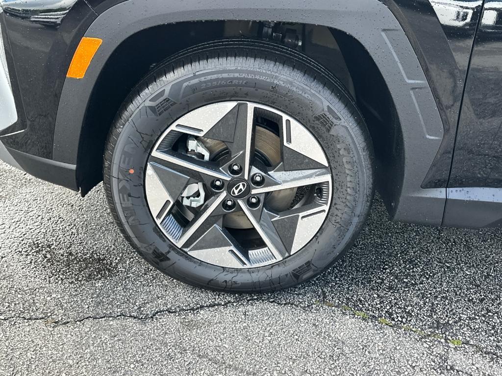 new 2025 Hyundai TUCSON Hybrid car, priced at $38,021