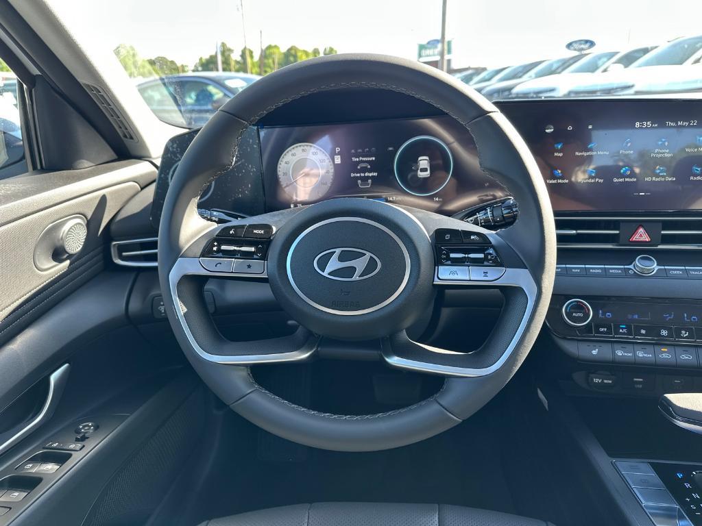 new 2025 Hyundai Elantra car, priced at $29,151