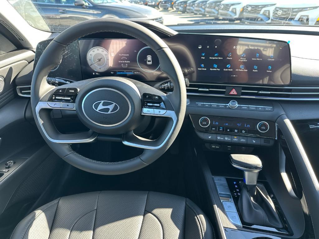 new 2025 Hyundai Elantra car, priced at $29,151