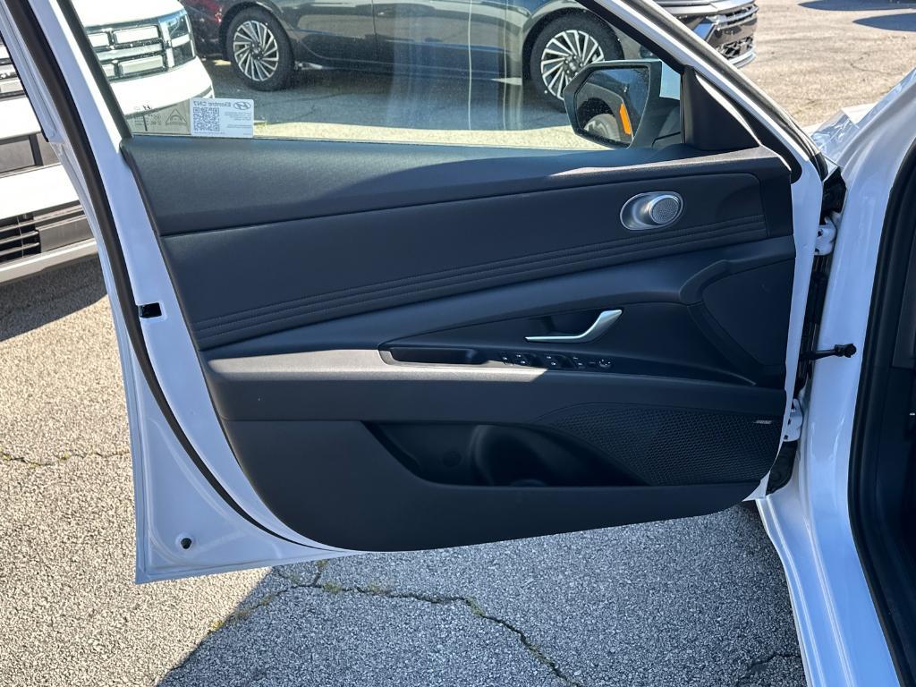 new 2025 Hyundai Elantra car, priced at $29,151
