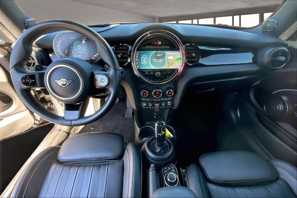 used 2023 MINI Hardtop car, priced at $25,989