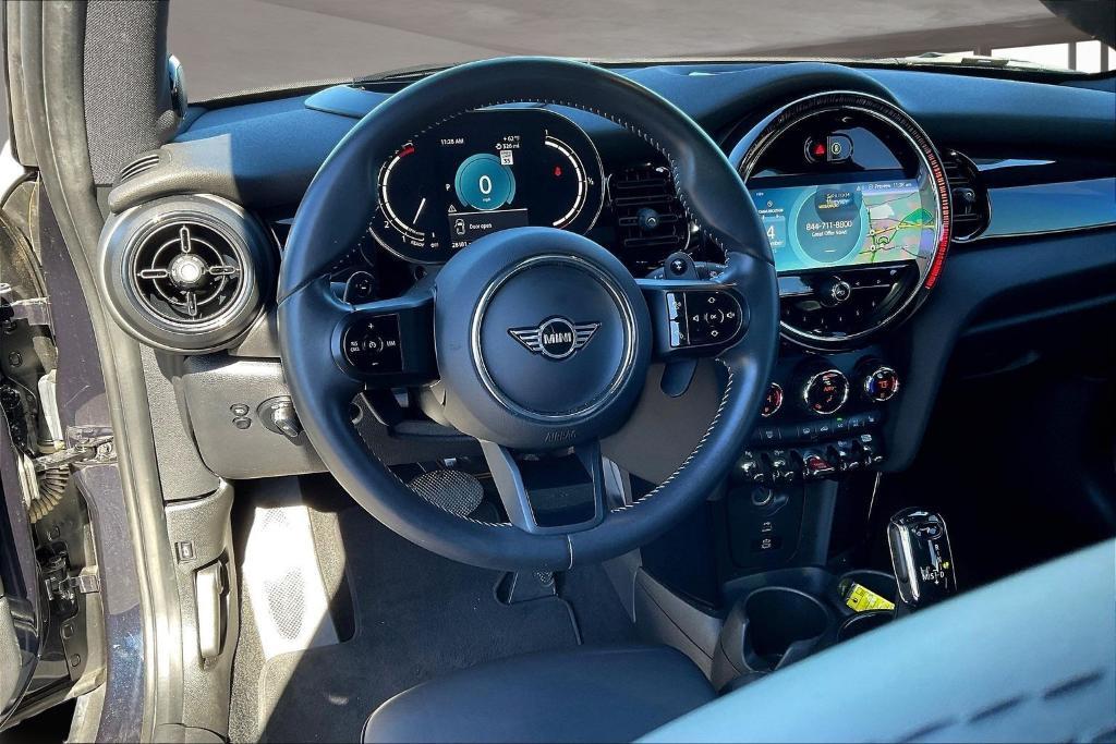used 2023 MINI Hardtop car, priced at $25,989