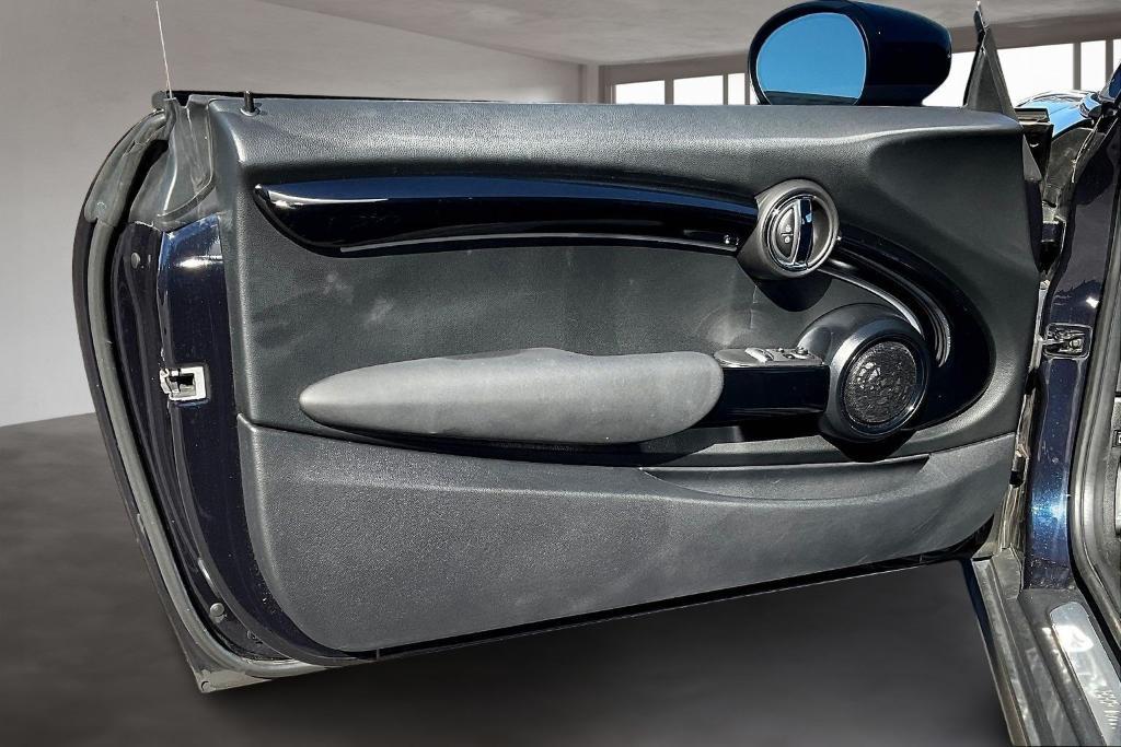 used 2023 MINI Hardtop car, priced at $25,989