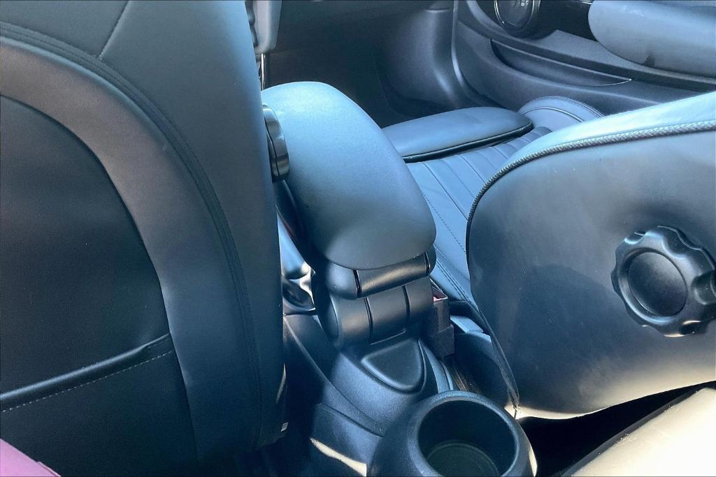 used 2023 MINI Hardtop car, priced at $25,989