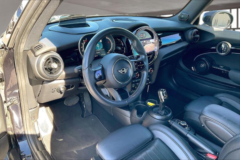 used 2023 MINI Hardtop car, priced at $25,989