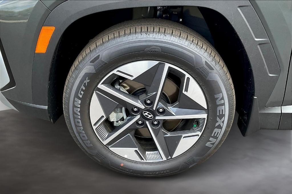 new 2025 Hyundai TUCSON Hybrid car, priced at $38,951