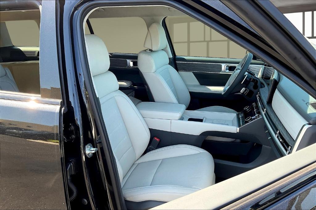 new 2025 Hyundai SANTA FE HEV car, priced at $50,075