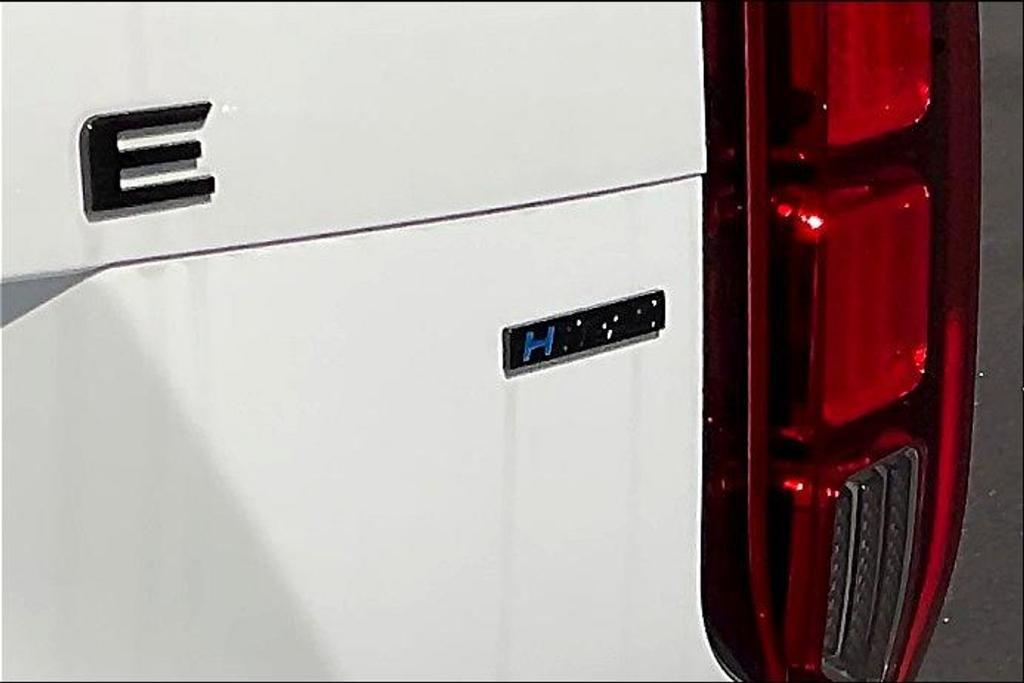 new 2025 Hyundai Palisade car, priced at $56,411