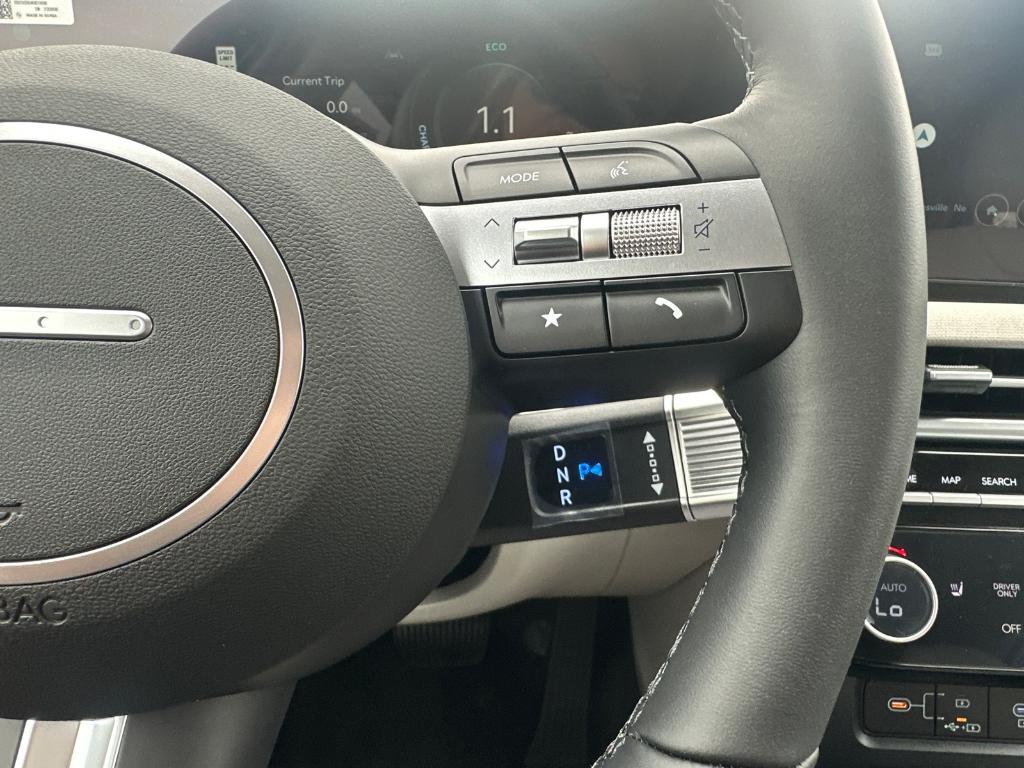 new 2025 Hyundai TUCSON Hybrid car, priced at $38,556