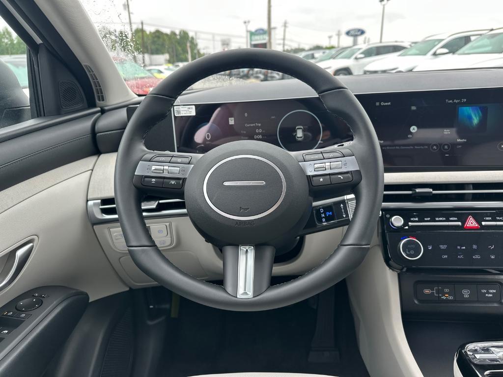 new 2025 Hyundai TUCSON Hybrid car, priced at $38,556