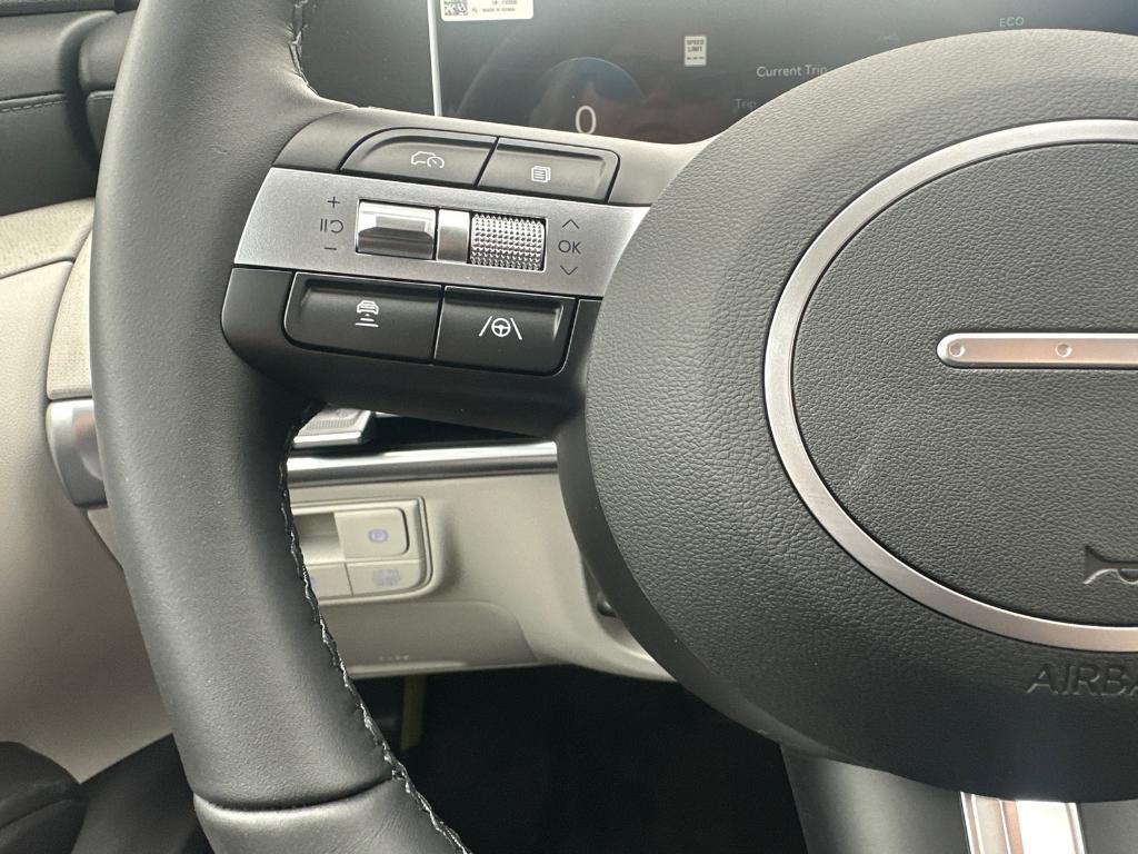 new 2025 Hyundai TUCSON Hybrid car, priced at $38,556