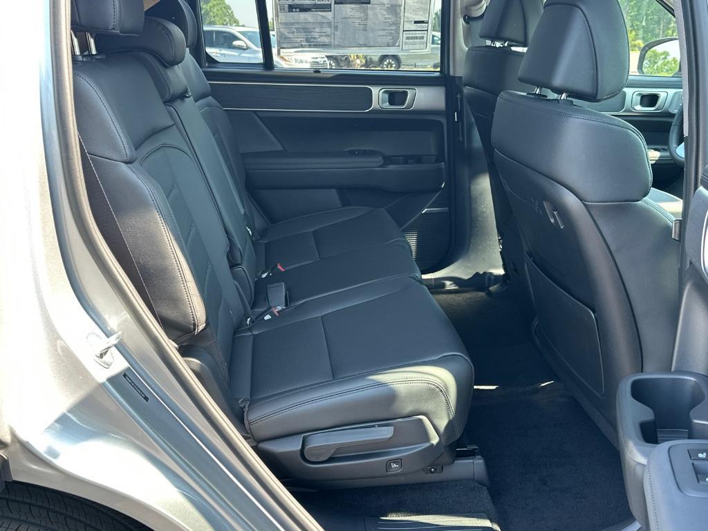 new 2025 Hyundai SANTA FE HEV car, priced at $46,141