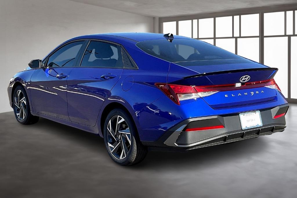 new 2025 Hyundai Elantra car, priced at $25,226