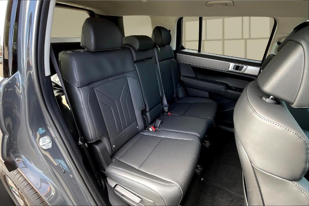 new 2026 Hyundai SANTA FE HEV car, priced at $43,813