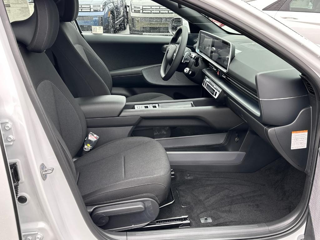 new 2025 Hyundai IONIQ 6 car, priced at $32,381