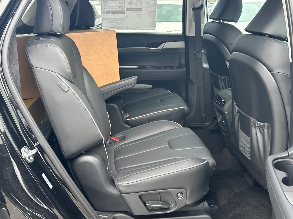 new 2025 Hyundai Palisade car, priced at $41,505