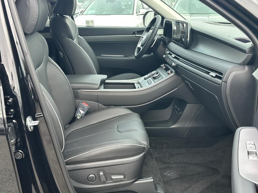 new 2025 Hyundai Palisade car, priced at $41,505