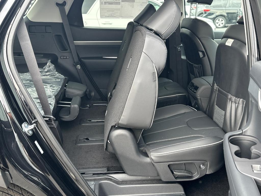 new 2025 Hyundai Palisade car, priced at $41,186