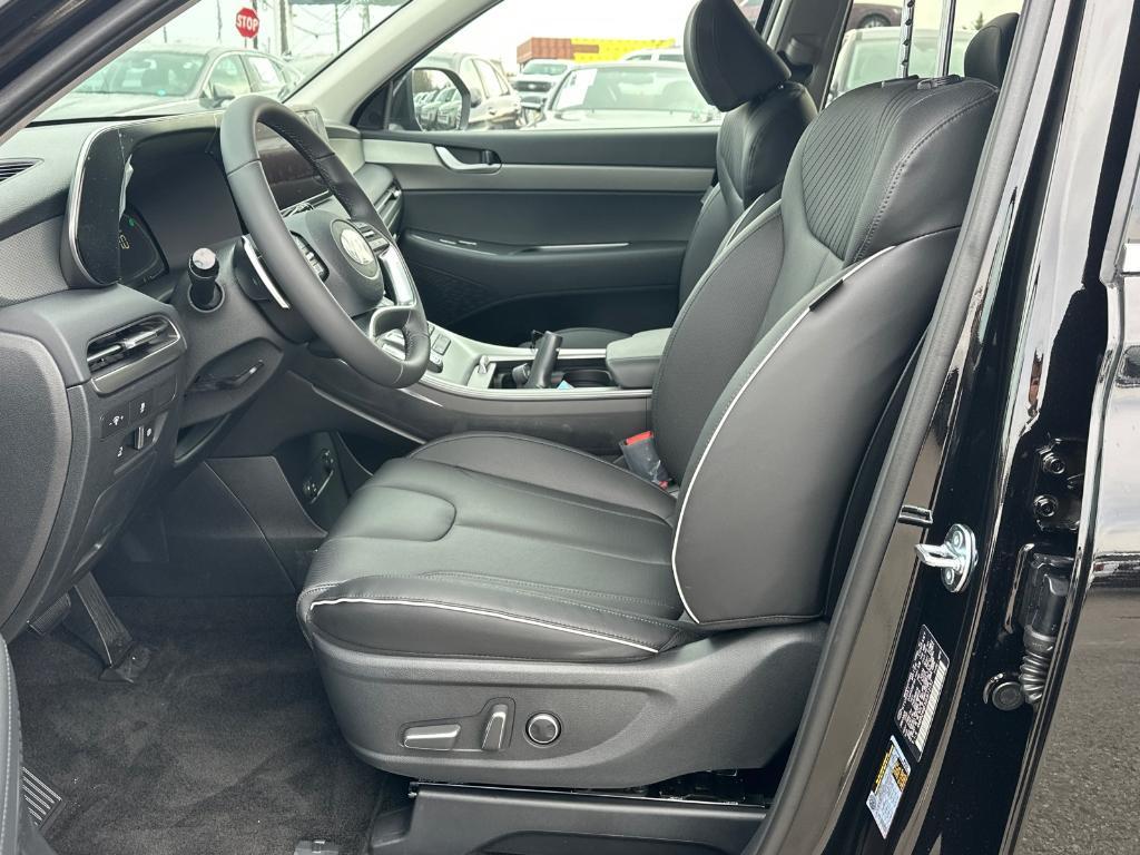 new 2025 Hyundai Palisade car, priced at $41,186