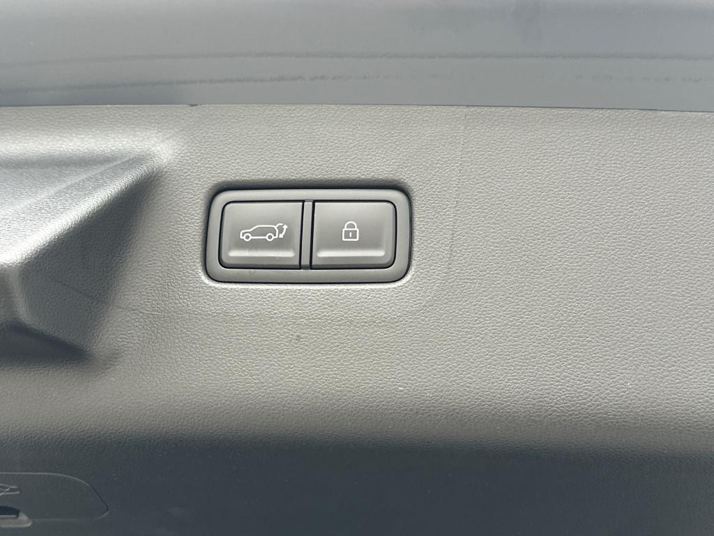 new 2025 Hyundai Santa Fe car, priced at $40,701