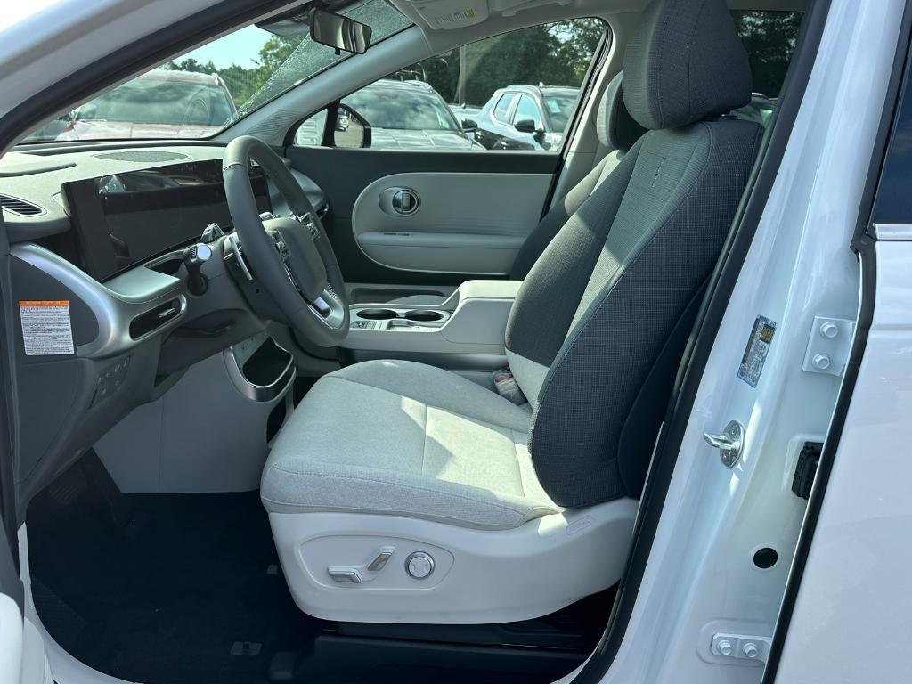 new 2026 Hyundai IONIQ 9 car, priced at $62,878