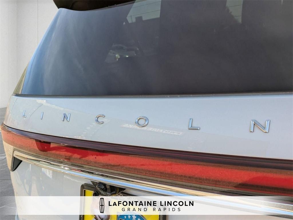 used 2024 Lincoln Aviator car, priced at $51,975