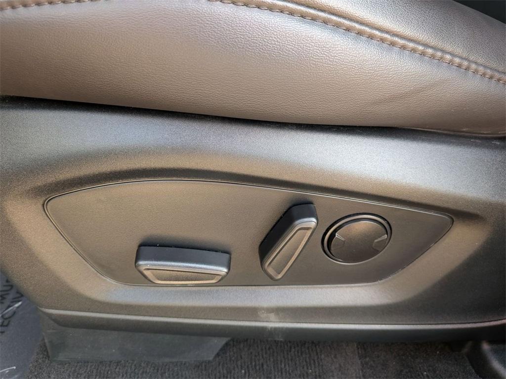 used 2023 Ford Explorer car, priced at $31,975