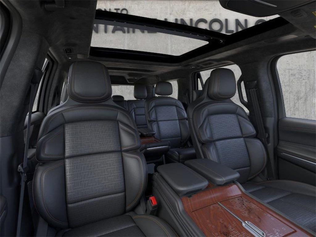 new 2025 Lincoln Navigator L car, priced at $109,279