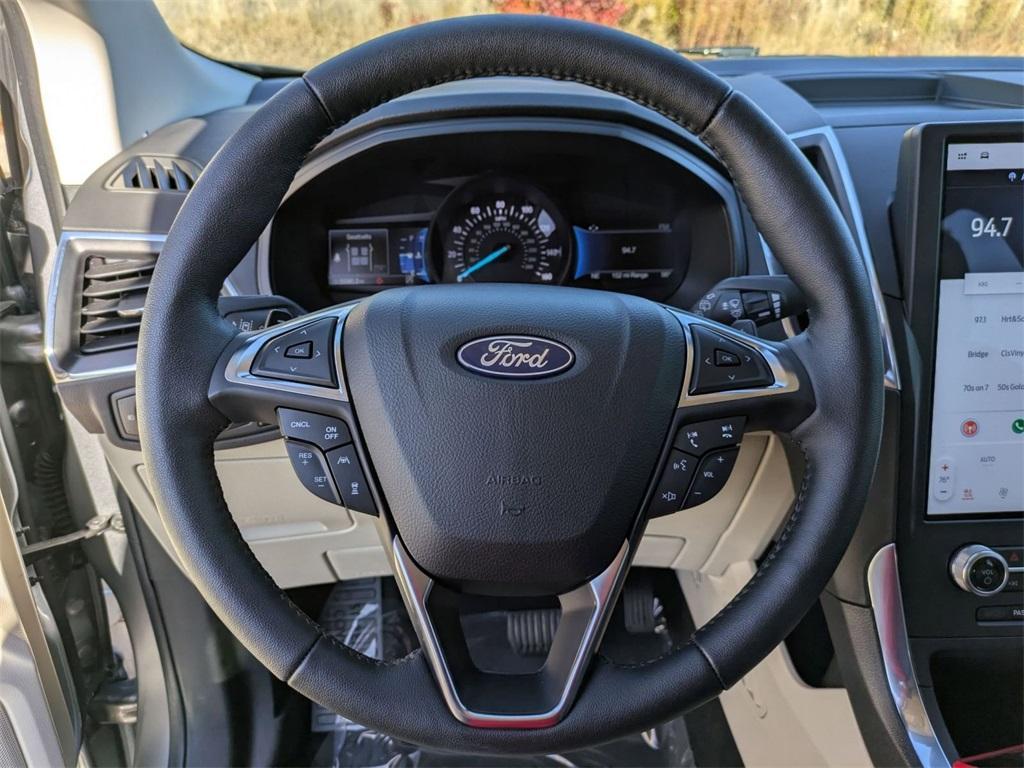used 2022 Ford Edge car, priced at $30,650