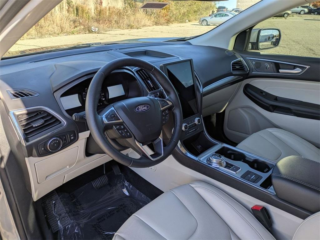 used 2022 Ford Edge car, priced at $30,650