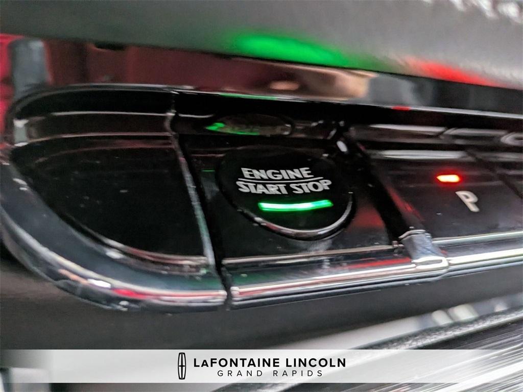 used 2023 Lincoln Nautilus car, priced at $39,475