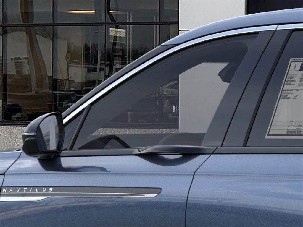 new 2025 Lincoln Nautilus car, priced at $45,926