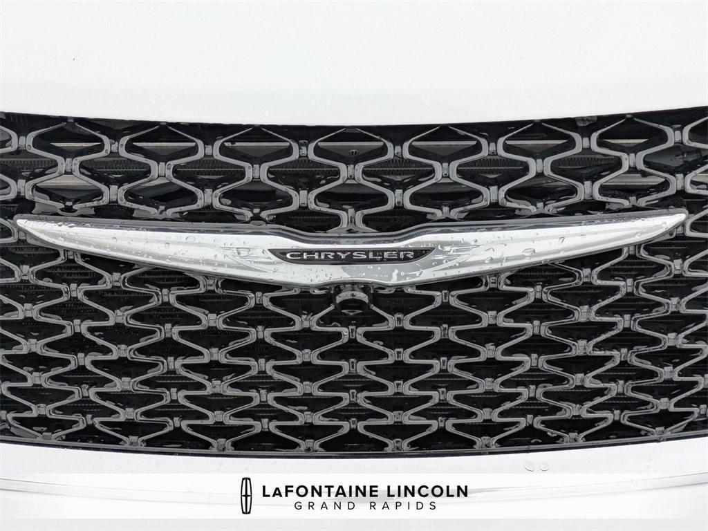 used 2025 Chrysler Pacifica Hybrid car, priced at $36,750